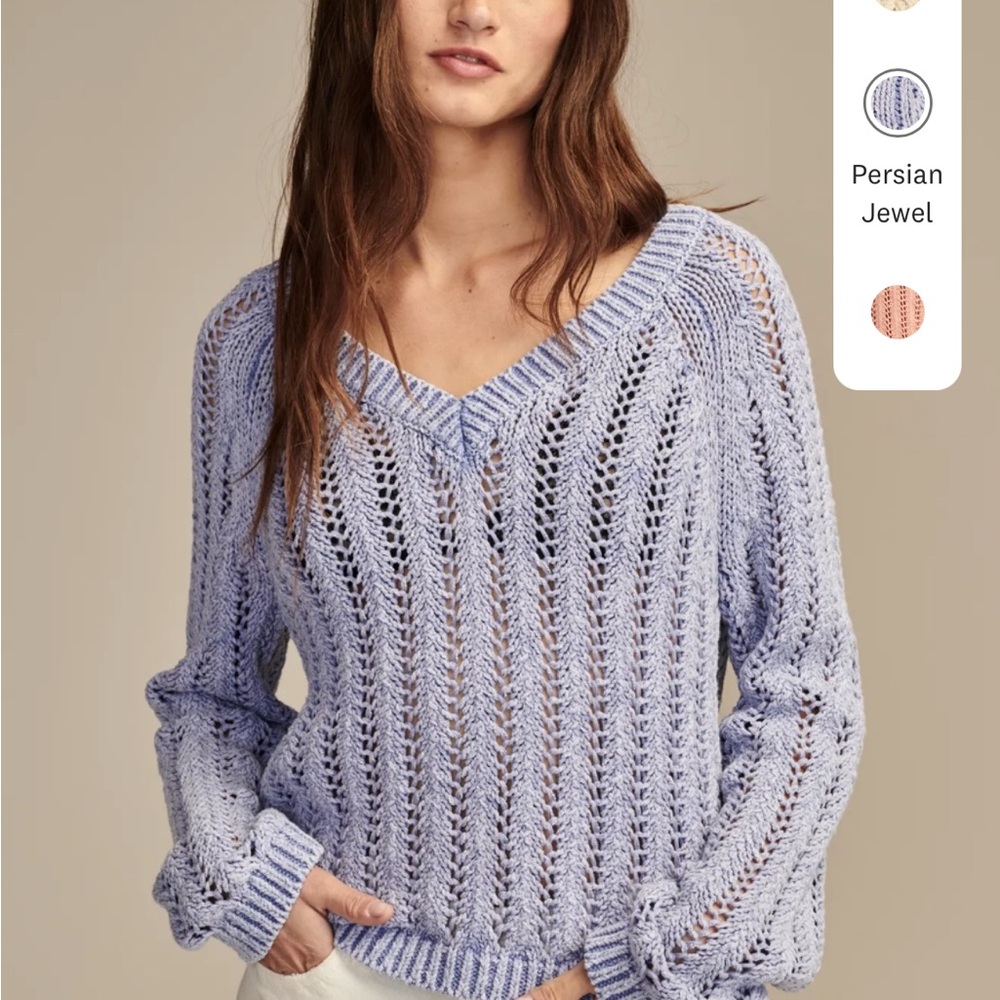 Lucky Brand Purple V-Neck Sweater with Cozy Knit-light blue